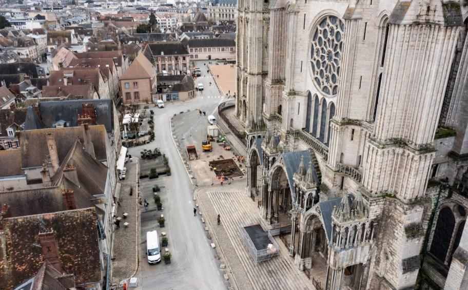 Eiffage Route réalise l'aménagement extérieur de la cathédrale Notre-Dame de Chartres